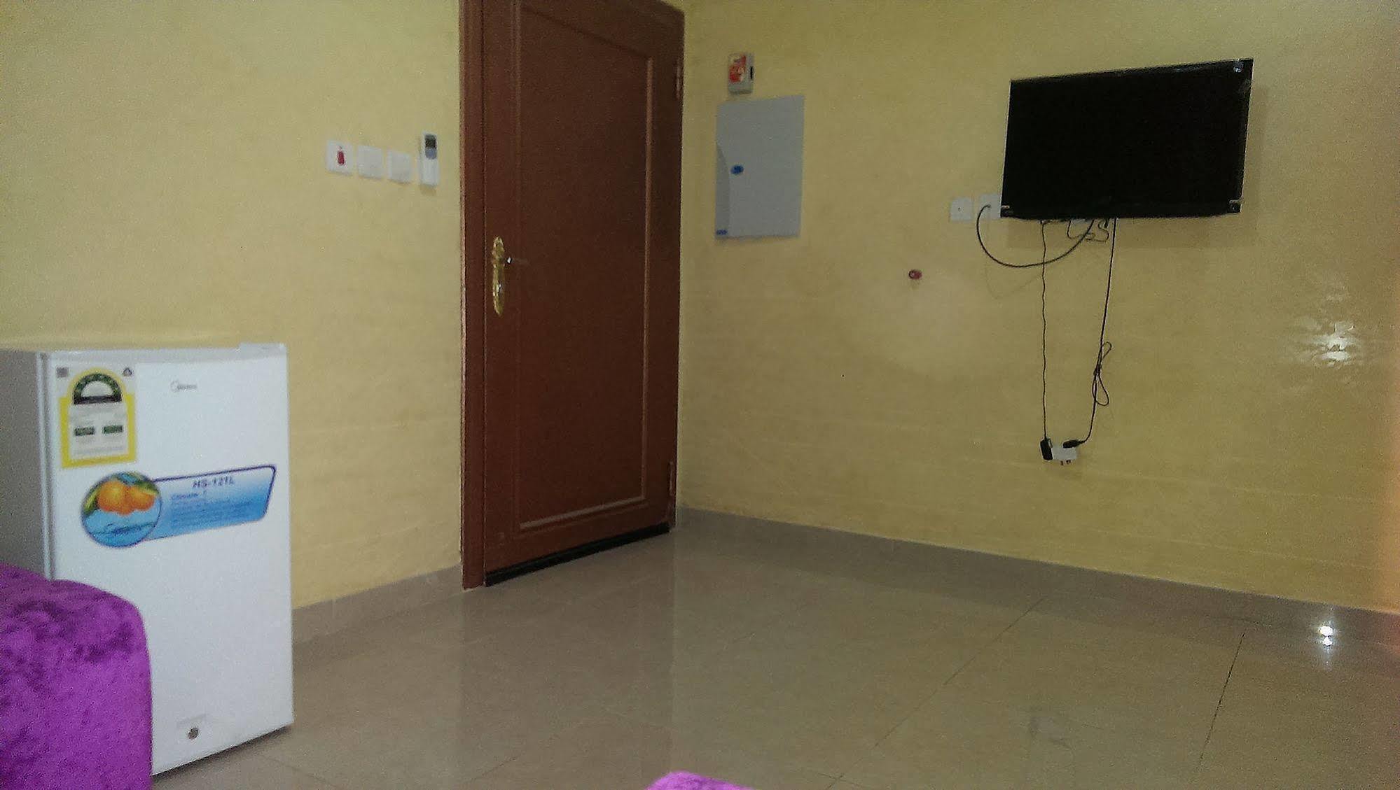 Aram Room Riyadh Exterior photo
